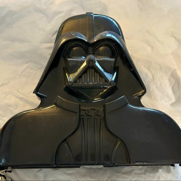 Star Wars Toys Star Wars Darth Vader Case With 3 Figures Poshmark